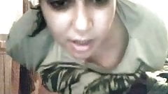 Arab teen masturbates on webcam