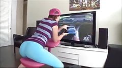 Lizzie Tucker fucked while playing console game