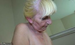 Old Granny Young Lesbian Sex
