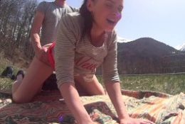 Moutain sex or one quicky outdoor whit my sexy wife
