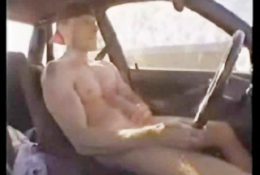 Straight Guy w/ Giant Cock masturbates while driving his CAR