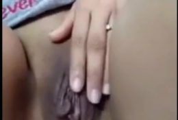 Sri Lankan Sinhala Cute Girl Squirt Masturbation Via Video Call