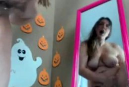 Teen squirts on mirror